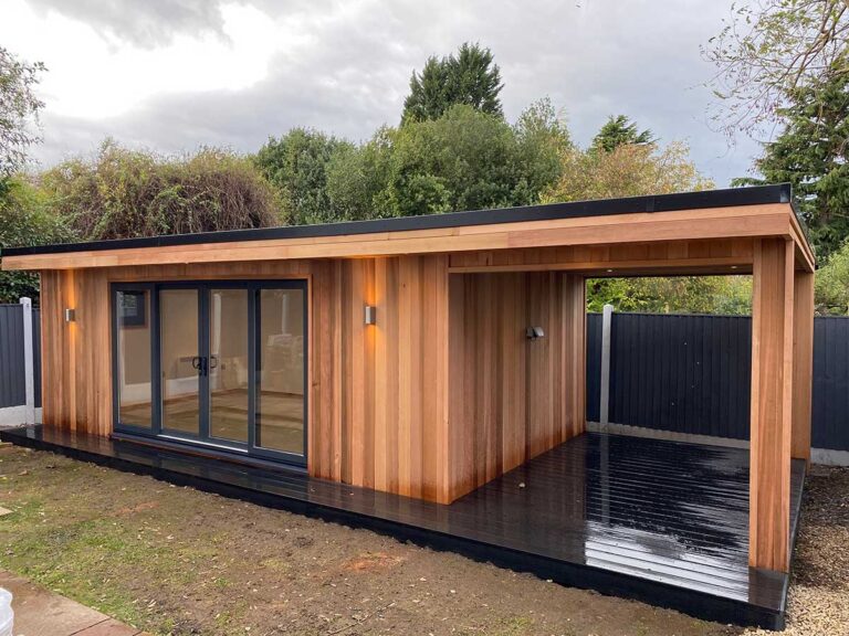 Pool Room / Jacuzzi Room